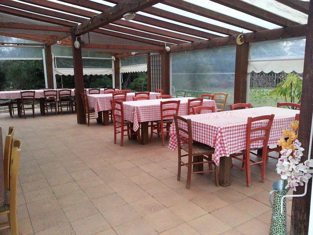 レーリチ Agriturismo "La Rosa Canina" Bed & Breakfast エクステリア 写真