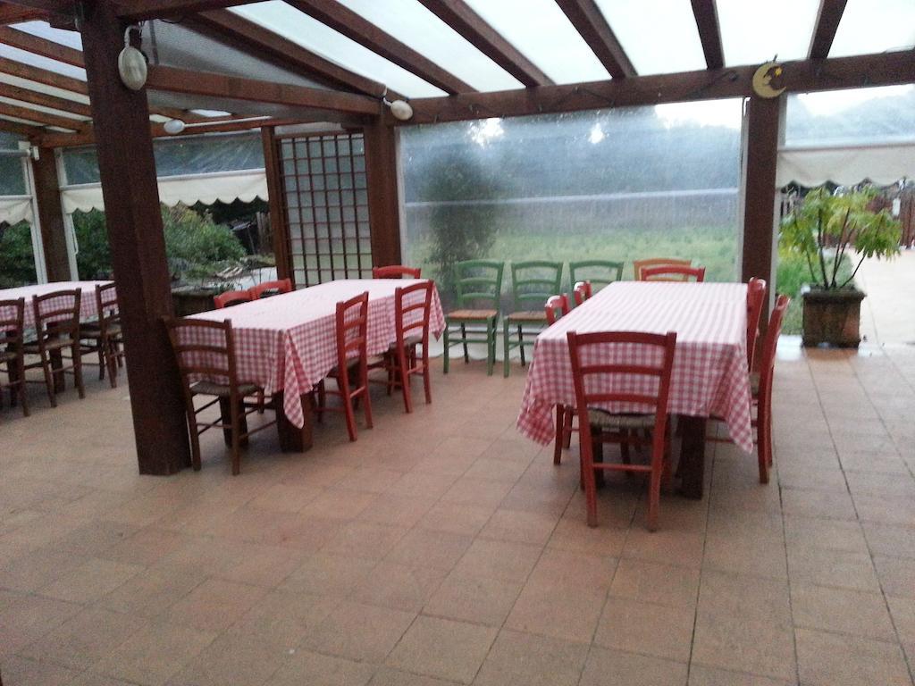 レーリチ Agriturismo "La Rosa Canina" Bed & Breakfast エクステリア 写真